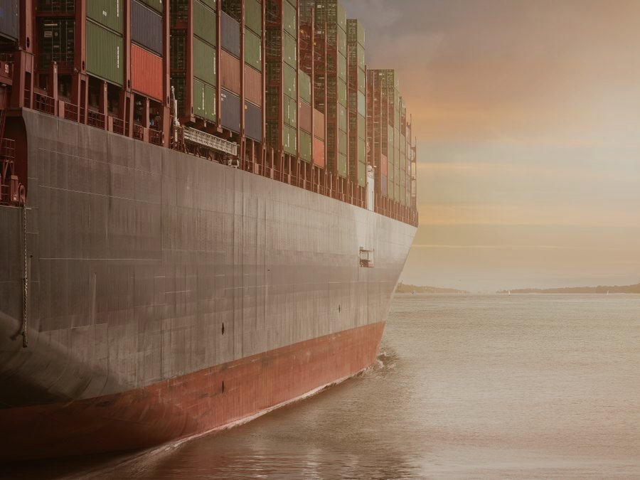 International cargo shipping